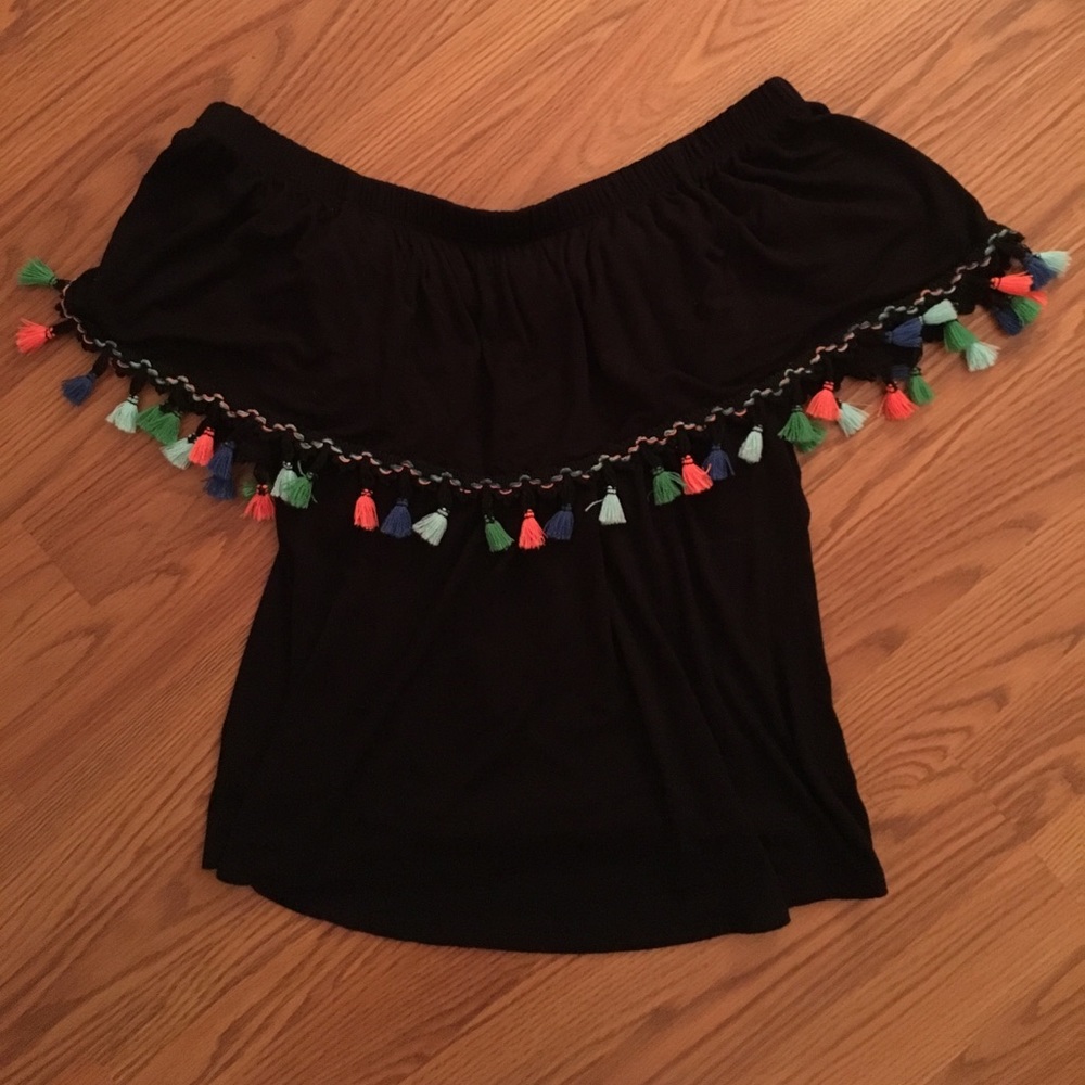 Festive off the Shoulder Top 🎉